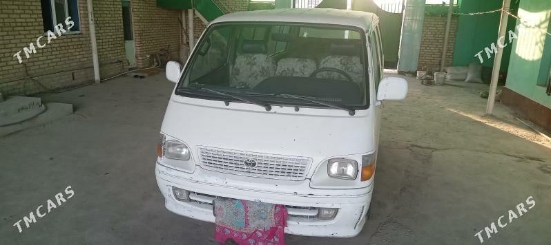 Toyota Hiace 2001 - 90 000 TMT - Мургап - img 3