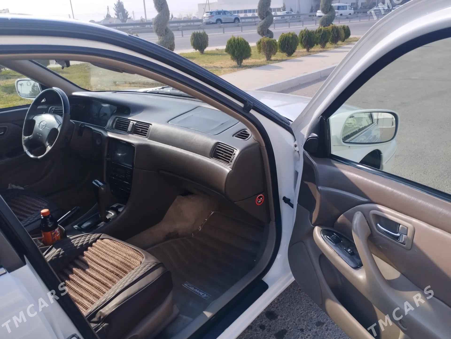 Toyota Camry 1997 - 140 000 TMT - Мары - img 8