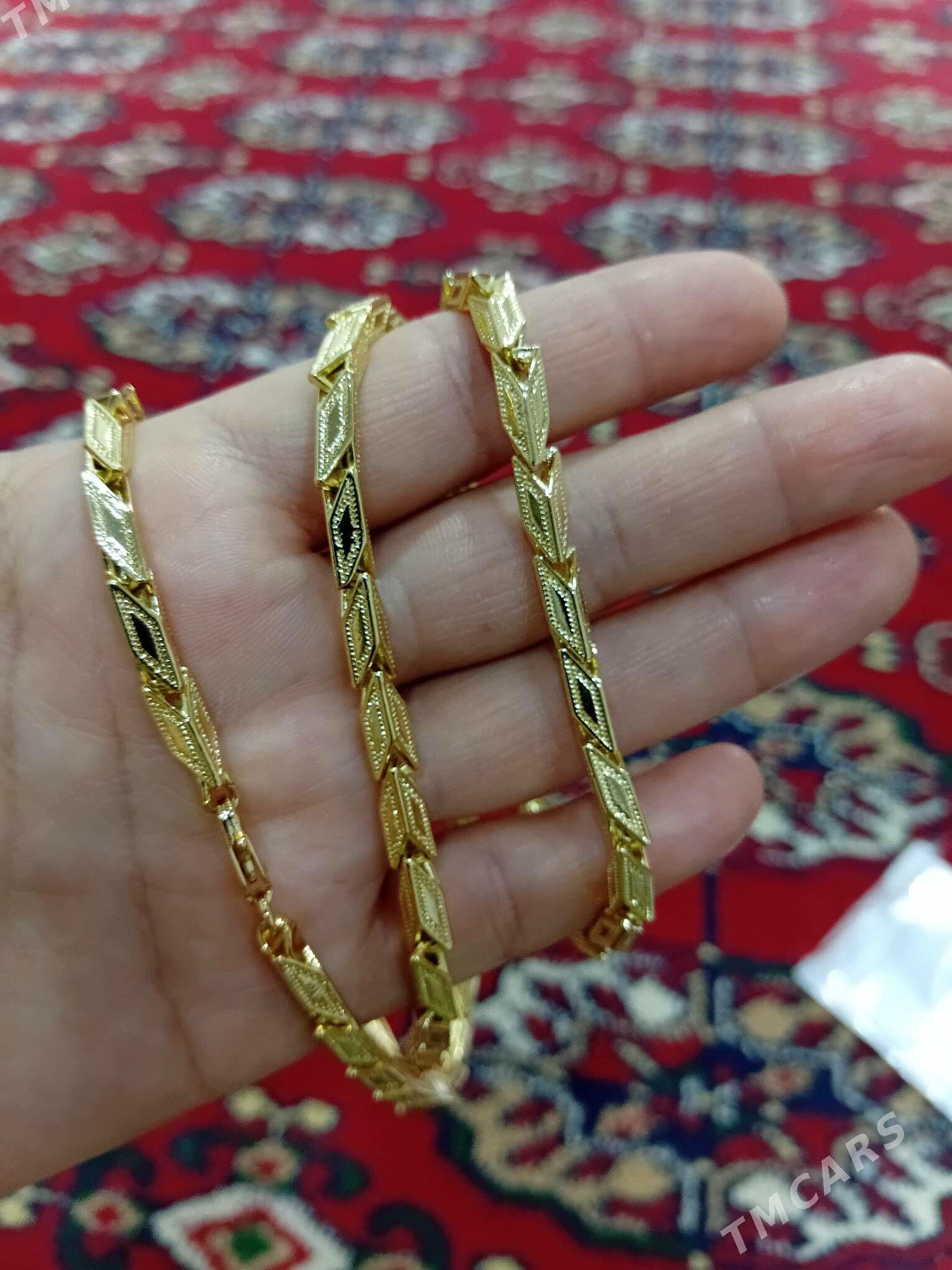 Bolt kardinal - Mary - img 1