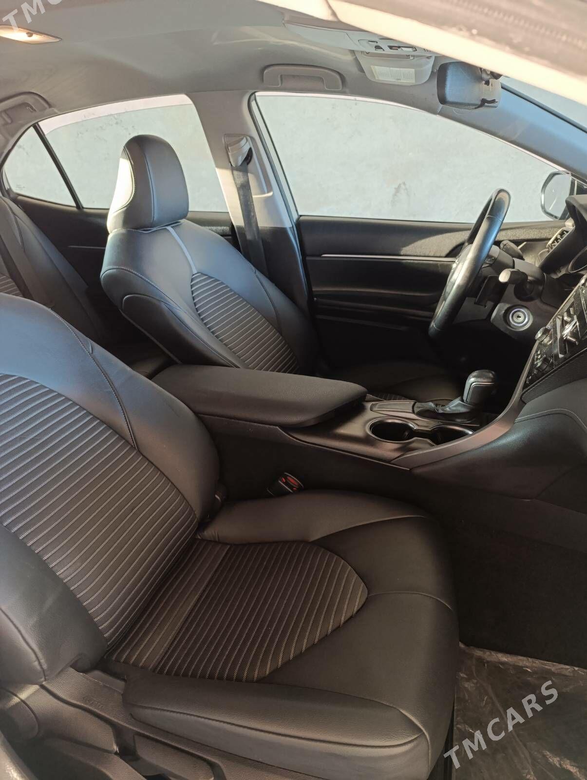 Toyota Camry 2022 - 359 000 TMT - Туркменабат - img 10