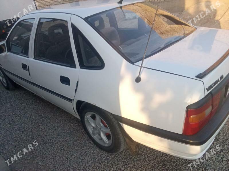 Opel Vectra 1990 - 35 000 TMT - Mary - img 2