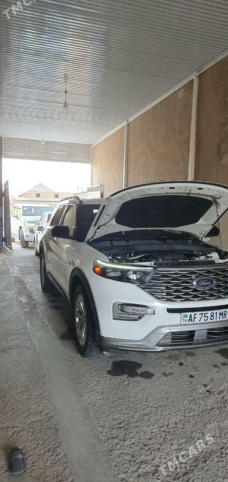 Ford Explorer 2021 - 540 000 TMT - Байрамали - img 3