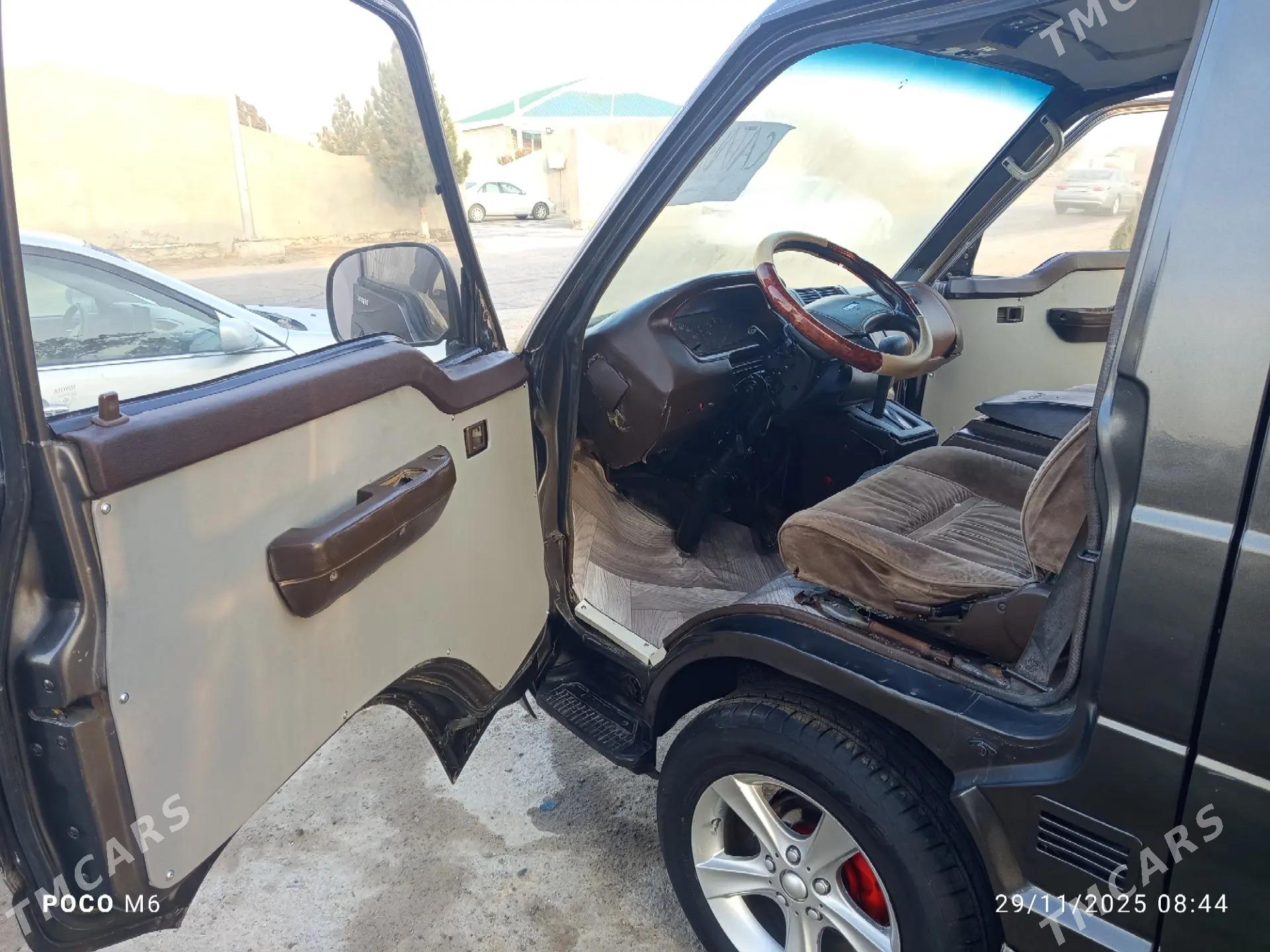 Toyota Hiace 1989 - 70 000 TMT - Farap - img 4