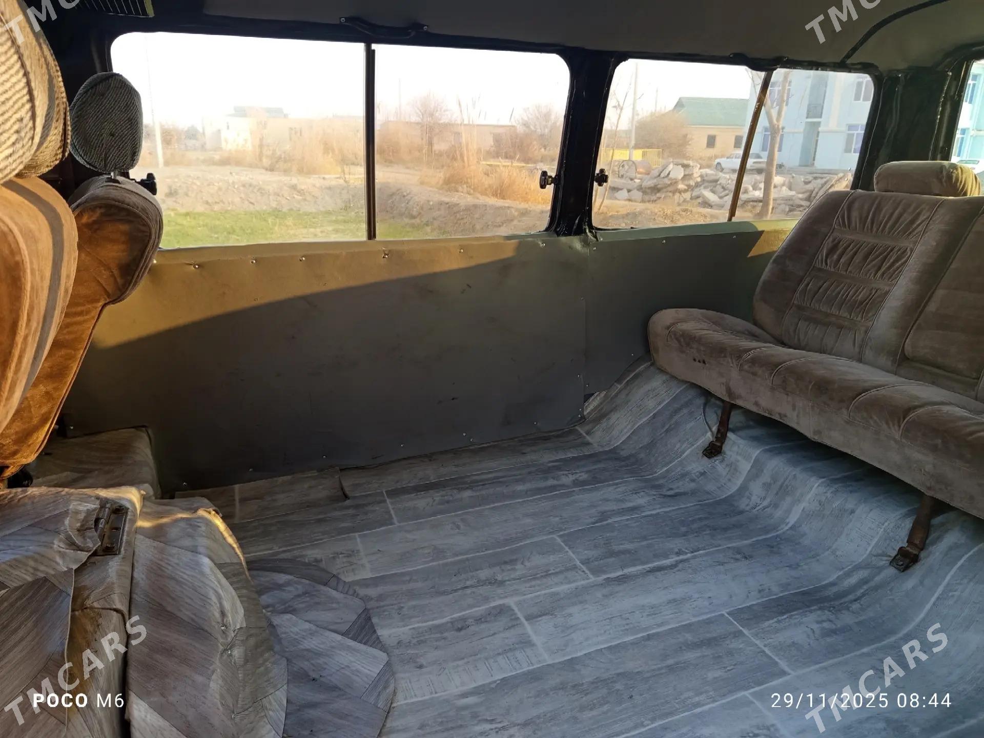 Toyota Hiace 1989 - 70 000 TMT - Farap - img 5