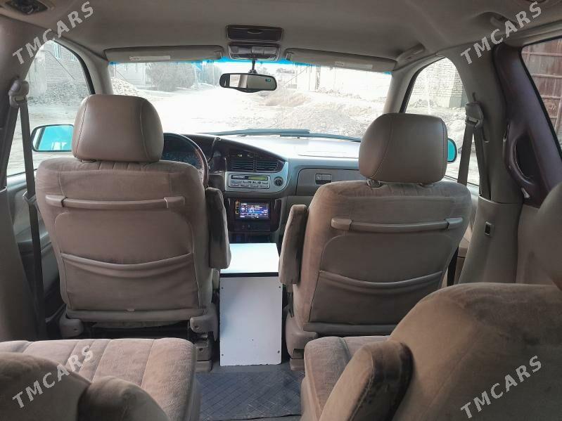 Toyota Sienna 2001 - 135 000 TMT - Дашогуз - img 5