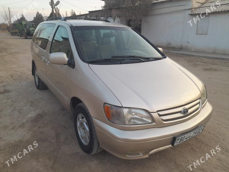 Toyota Sienna 2001 - 135 000 TMT - Дашогуз - img 2