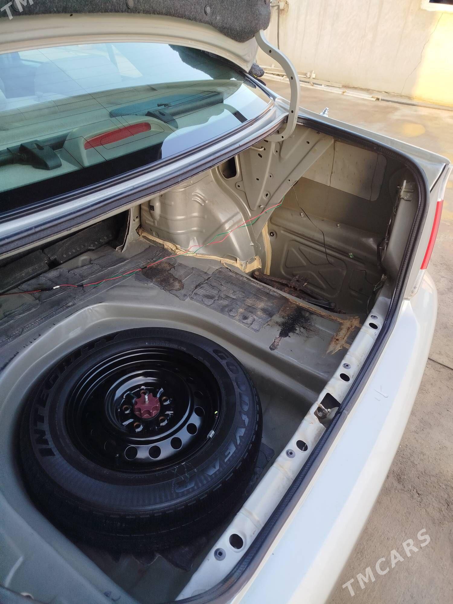 Toyota Camry 2005 - 190 000 TMT - Daşoguz - img 10