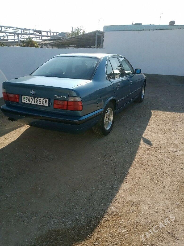 BMW E34 1994 - 65 000 TMT - Балканабат - img 4