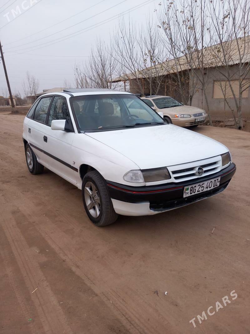 Opel Astra 1994 - 55 000 TMT - Губадаг - img 2