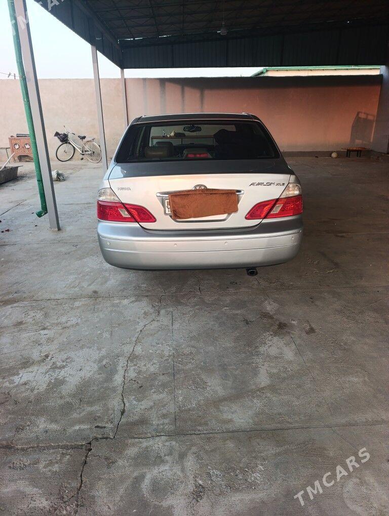 Toyota Avalon 2003 - 220 000 TMT - Garabekewül - img 3