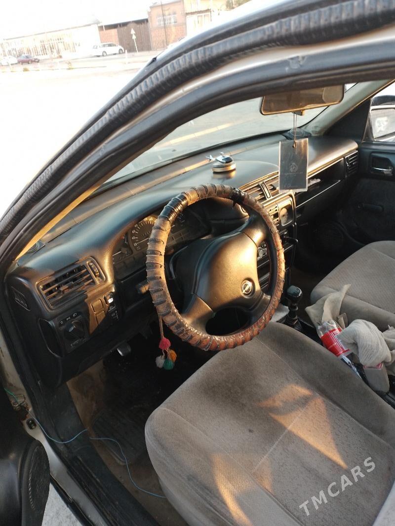 Opel Vectra 1992 - 22 000 TMT - Мары - img 7