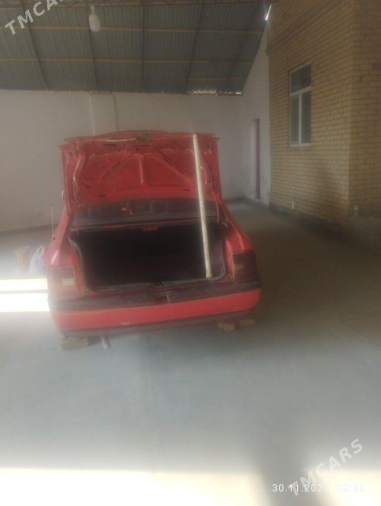 Opel Vectra 1990 - 30 000 TMT - Дянев - img 3