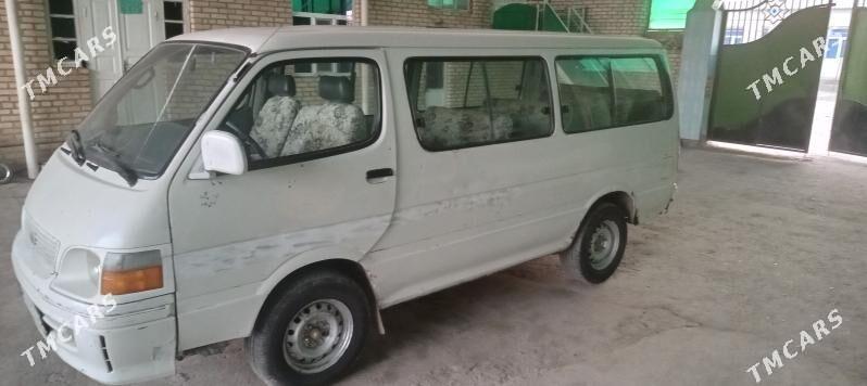 Toyota Hiace 2001 - 90 000 TMT - Мургап - img 2