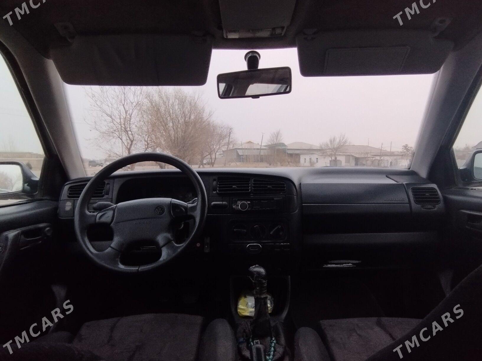Volkswagen Golf 1994 - 24 000 TMT - Gubadag - img 7