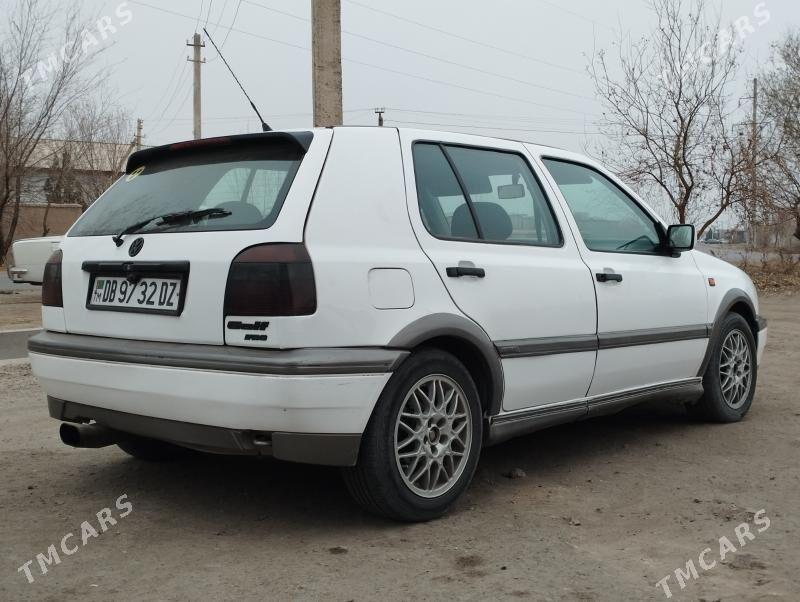 Volkswagen Golf 1994 - 24 000 TMT - Gubadag - img 6