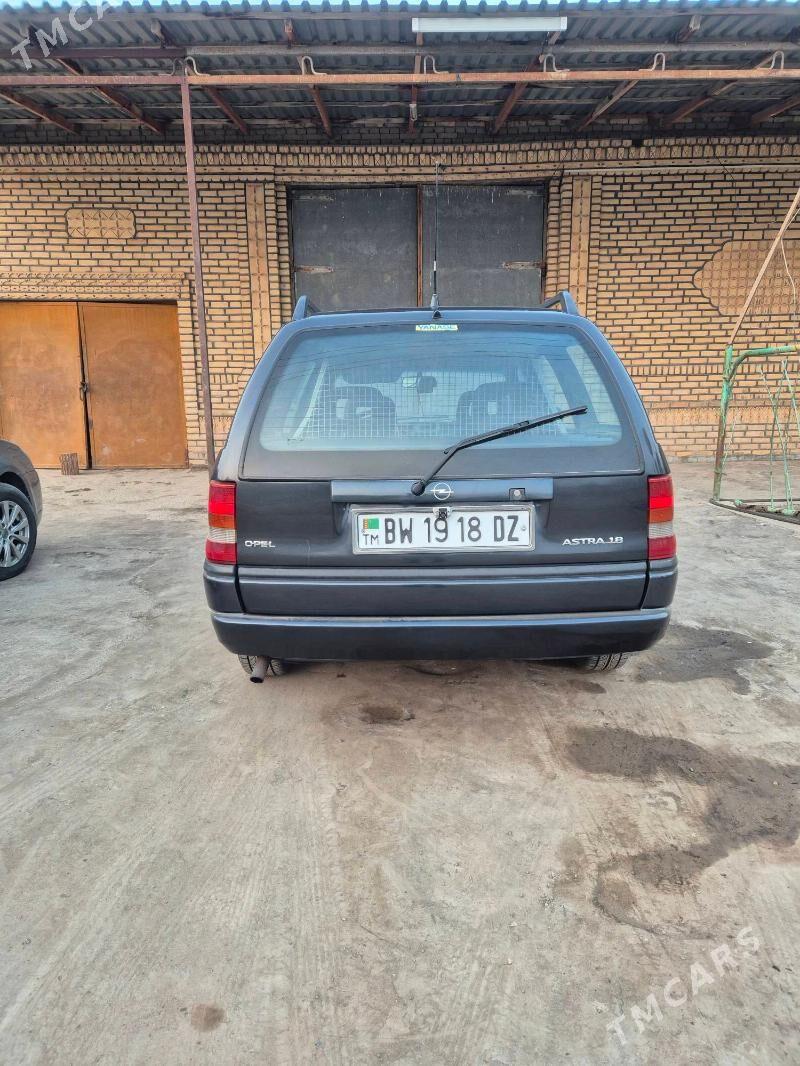 Opel Astra 1997 - 72 000 TMT - Шабатский этрап - img 6