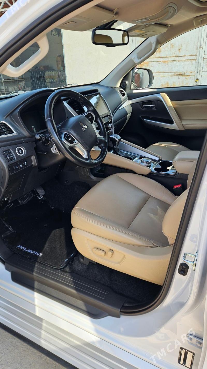 Mitsubishi Pajero 2020 - 435 000 TMT - Aşgabat - img 9