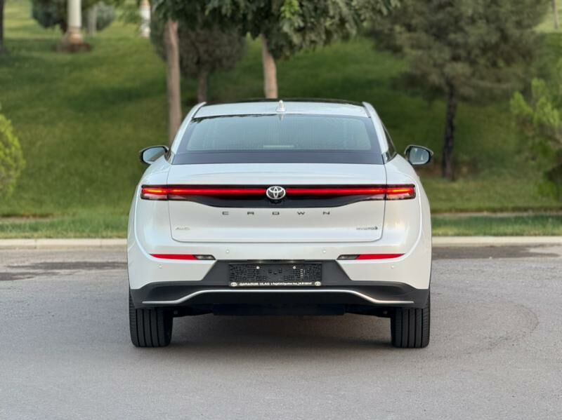 Toyota Crown 2023 - 715 000 TMT - Ашхабад - img 4