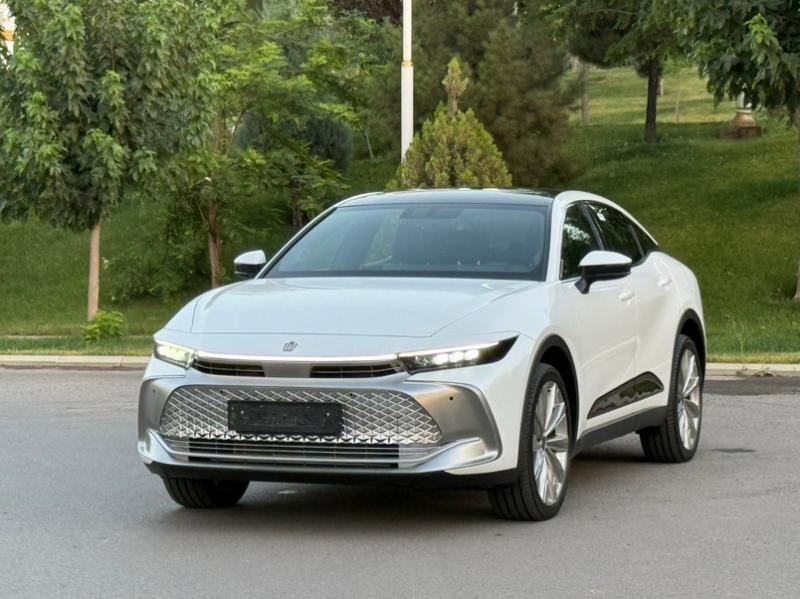 Toyota Crown 2023 - 715 000 TMT - Ашхабад - img 1