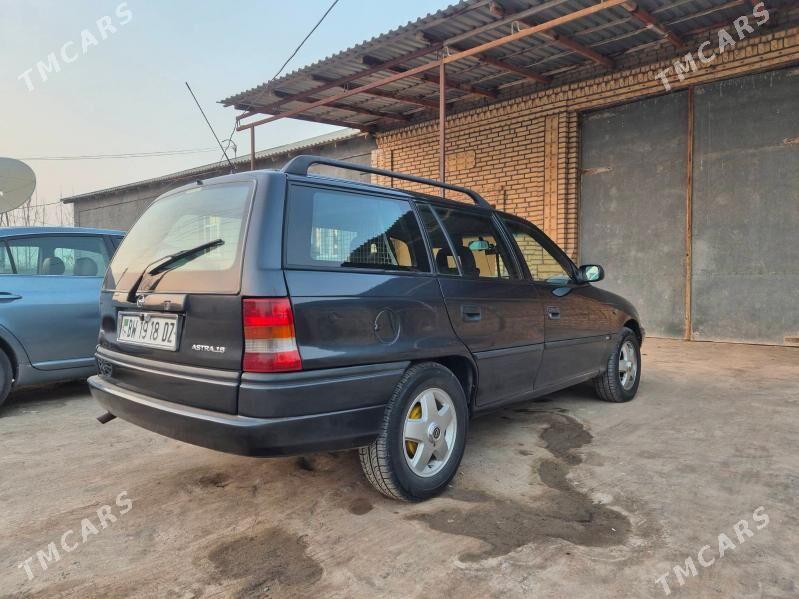 Opel Astra 1997 - 72 000 TMT - Шабатский этрап - img 3