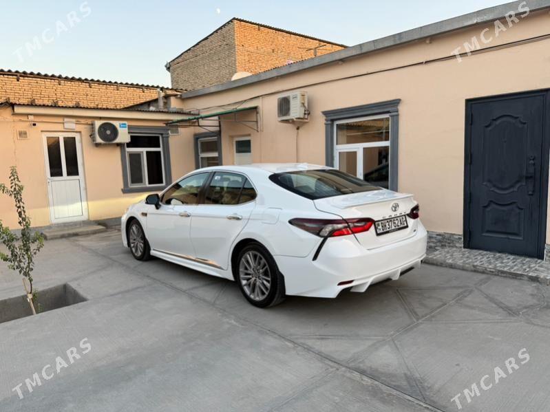 Toyota Camry 2021 - 295 000 TMT - Ашхабад - img 3