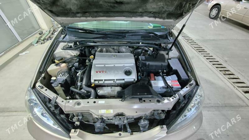 Toyota Camry 2004 - 190 000 TMT - Гёкдепе - img 8