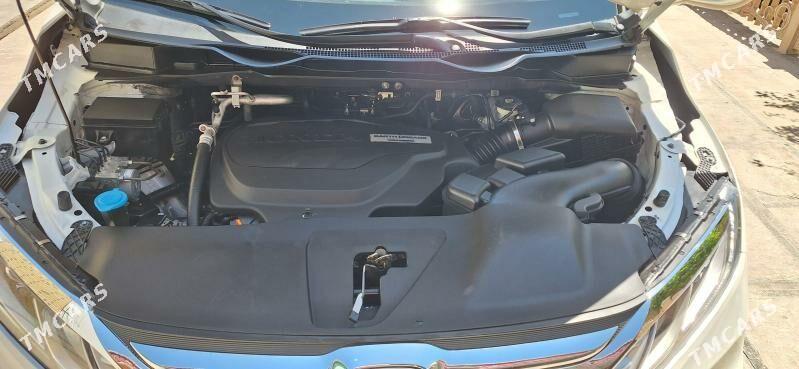 Toyota Sienna 2018 - 355 000 TMT - Мары - img 5