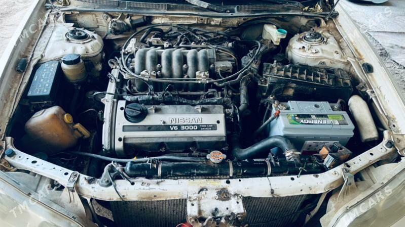 Nissan Maxima 2000 - 45 000 TMT - Türkmenbaşy etr. - img 1