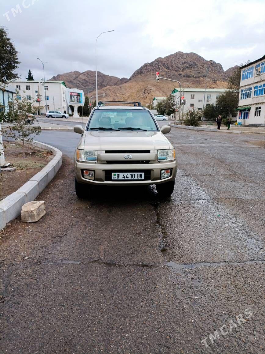 Infiniti QX4 2002 - 112 000 TMT - Türkmenbaşy - img 2