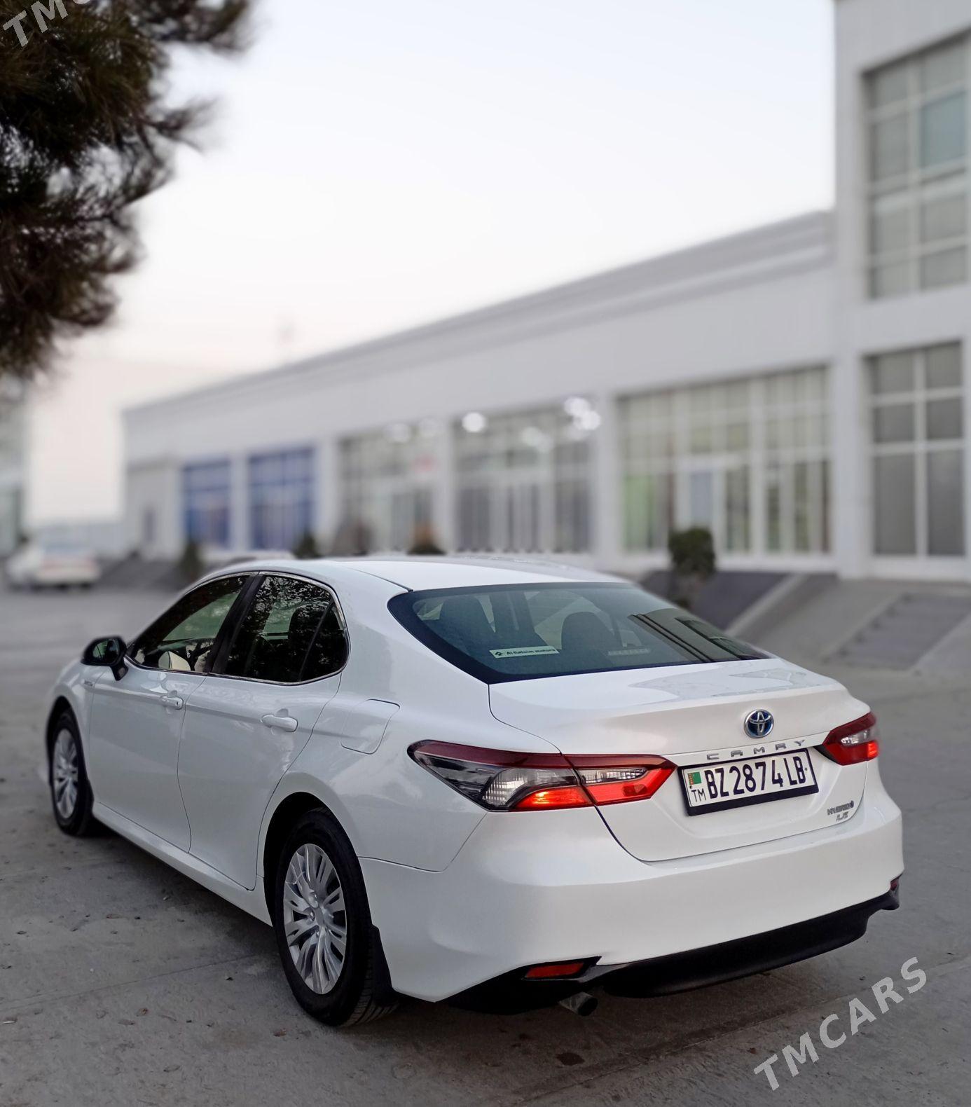 Toyota Camry Hybrid 2021 - 235 000 TMT - Туркменабат - img 4