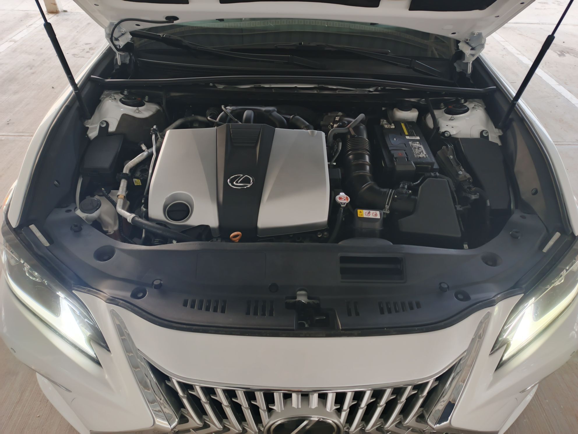 Lexus ES 2020 - 530 000 TMT - Köşi - img 8