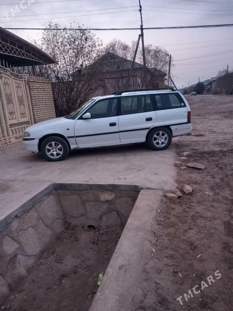Opel Astra 1995 - 45 000 TMT - Köneürgenç - img 4