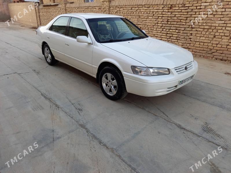 Toyota Camry 1999 - 130 000 TMT - Мары - img 2