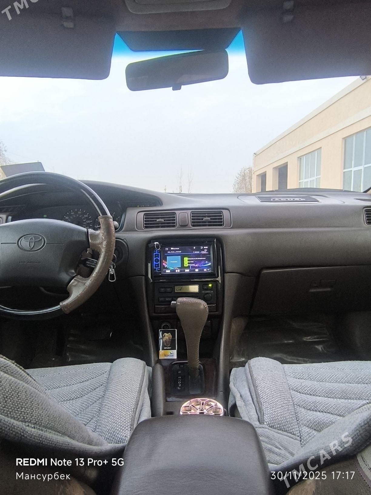 Toyota Camry 2001 - 140 000 TMT - Дашогуз - img 5