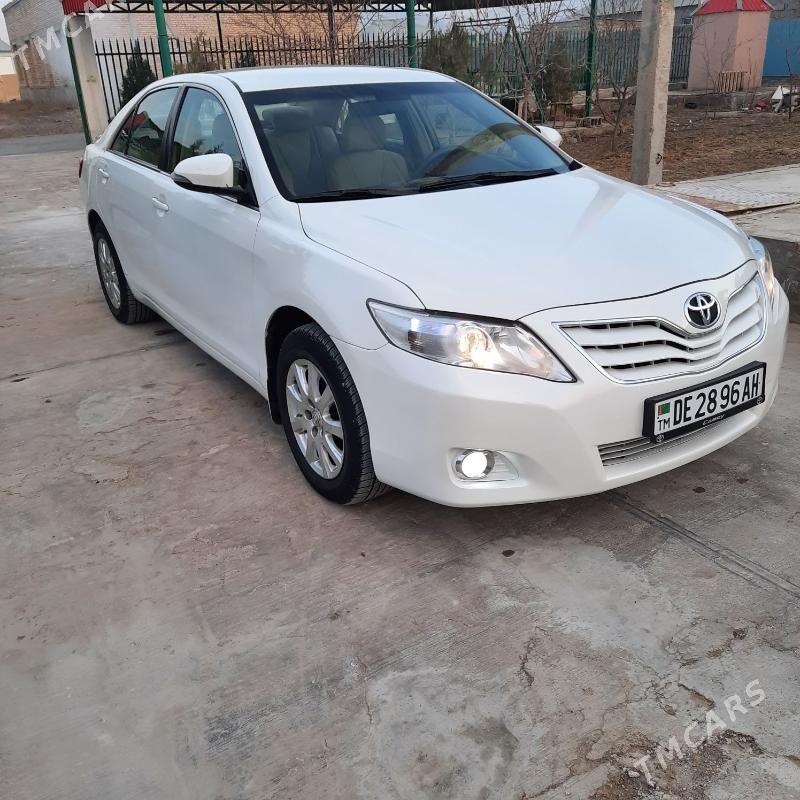 Toyota Camry 2011 - 190 000 TMT - Гёкдепе - img 3