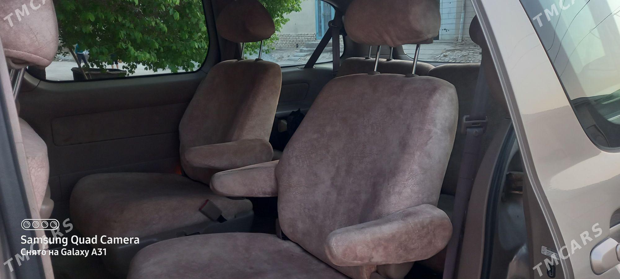 Toyota Sienna 2001 - 220 000 TMT - Дашогуз - img 2