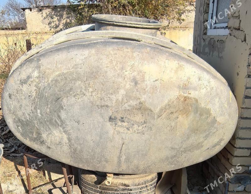 Alyumin bocka 2m3 (2 tonna) - Ak bugdaý etraby - img 2