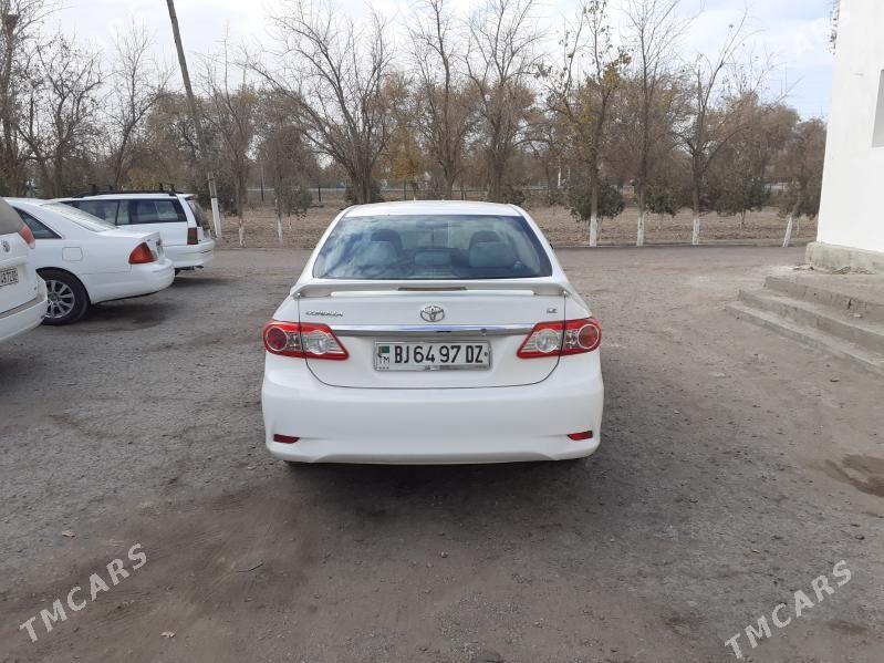 Toyota Corolla 2012 - 168 000 TMT - Дашогуз - img 4