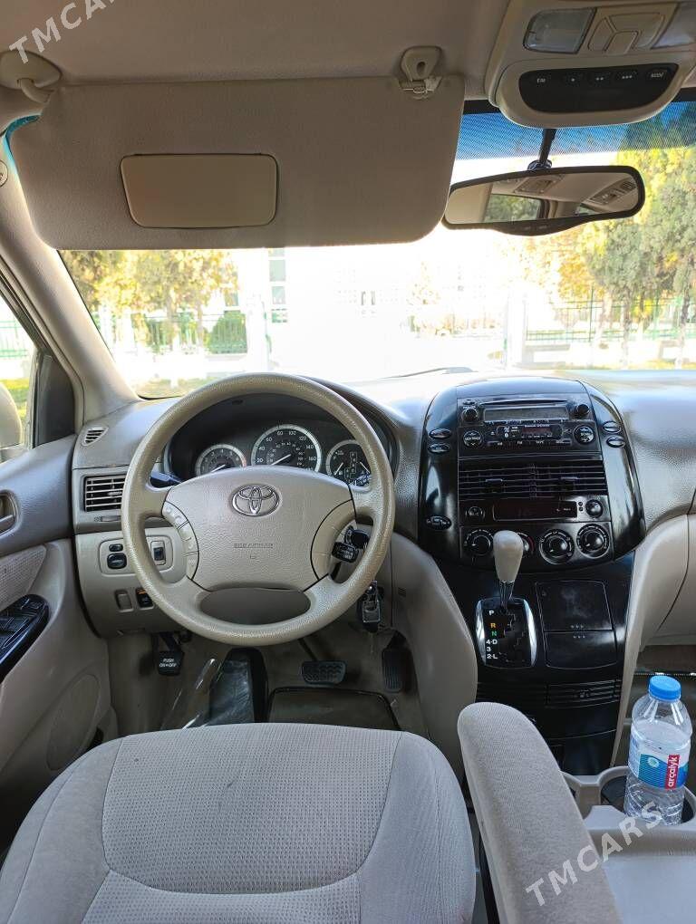 Toyota Sienna 2004 - 260 000 TMT - Бузмеин - img 10