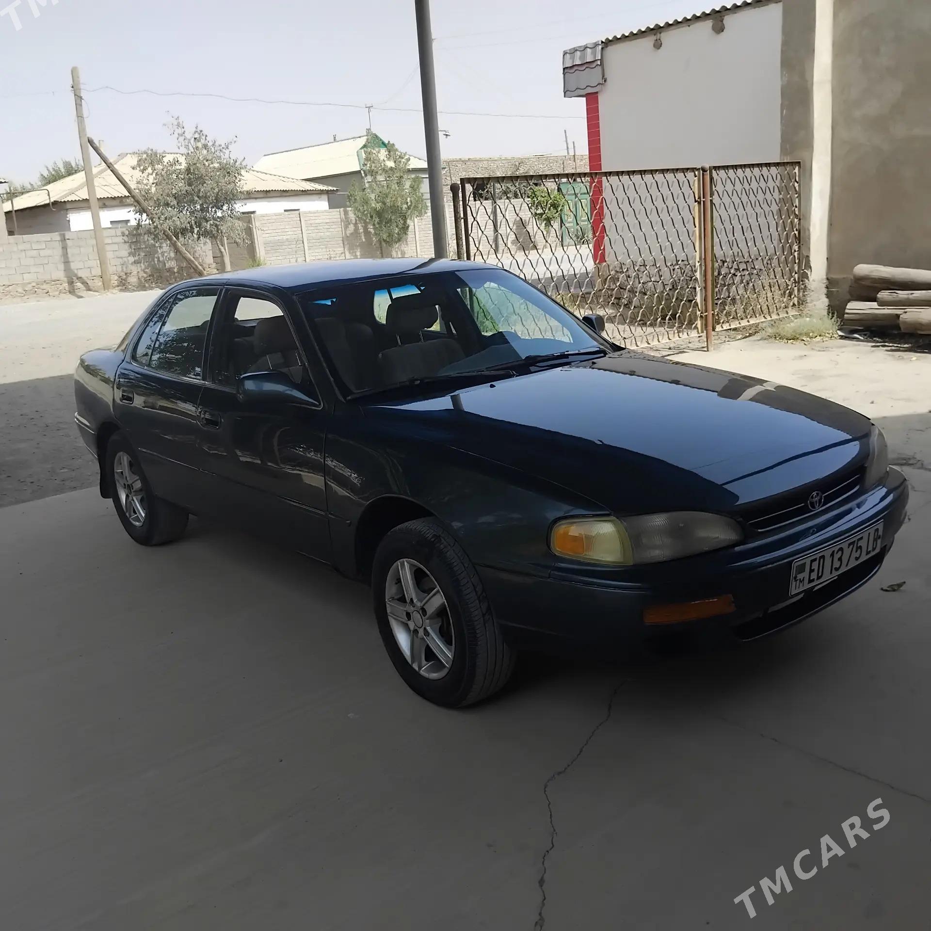 Toyota Camry 1995 - 90 000 TMT - Köýtendag - img 3