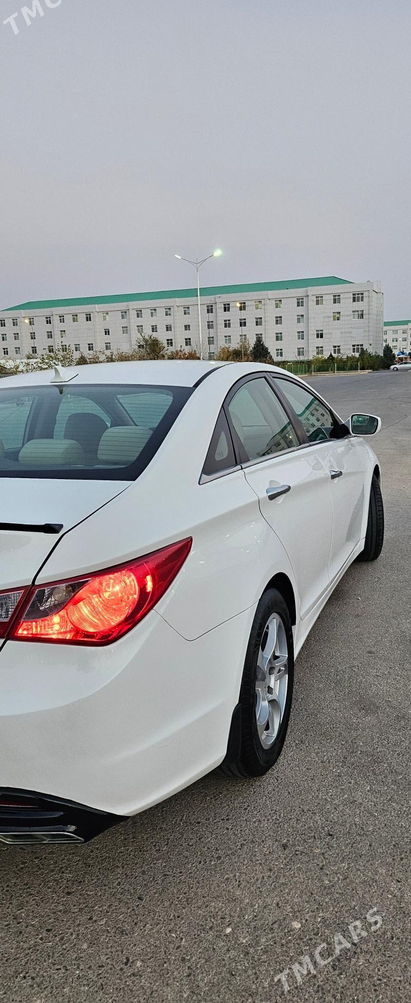 Hyundai Sonata 2011 - 157 000 TMT - Ашхабад - img 6