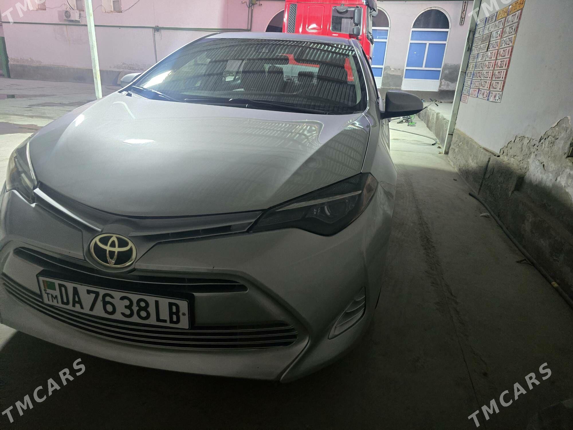 Toyota Corolla 2018 - 210 000 TMT - Туркменабат - img 2