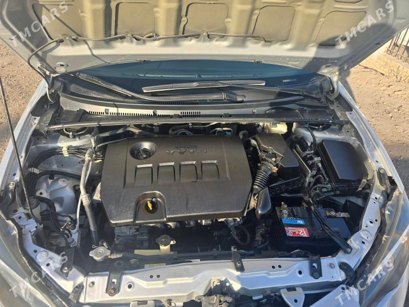 Toyota Corolla 2018 - 210 000 TMT - Туркменабат - img 6