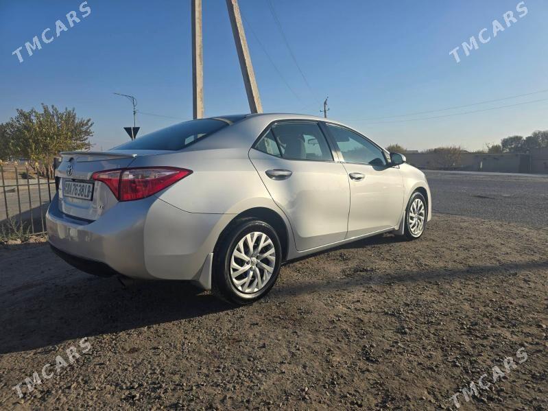 Toyota Corolla 2018 - 210 000 TMT - Туркменабат - img 4