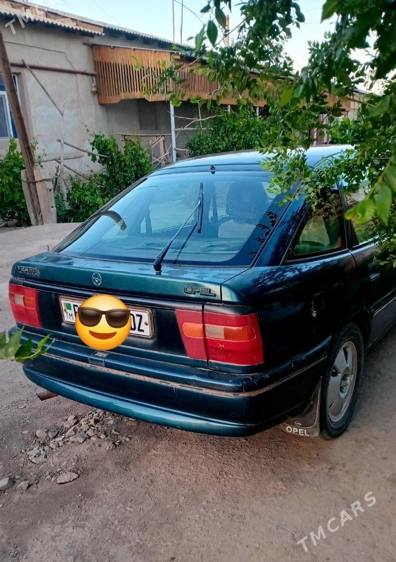 Opel Vectra 1994 - 39 000 TMT - Губадаг - img 2