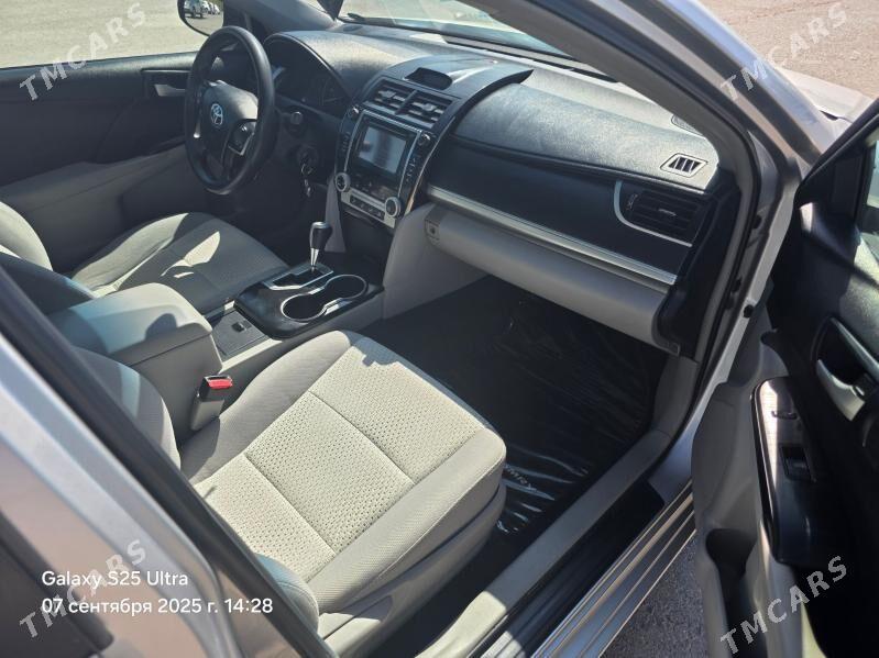 Toyota Camry 2013 - 230 000 TMT - Дашогуз - img 4
