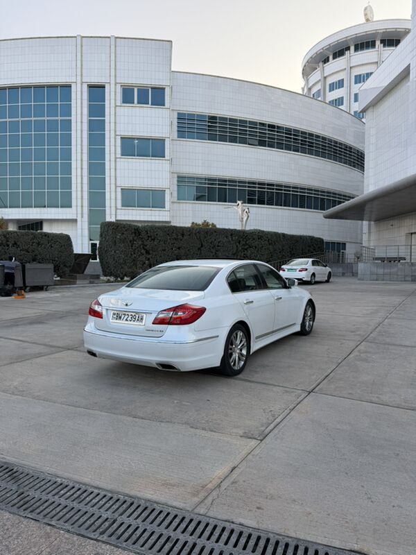 Hyundai Genesis 2014 - 284 000 TMT - Ашхабад - img 4