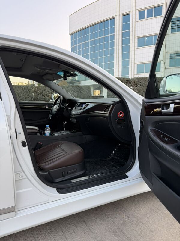 Hyundai Genesis 2014 - 284 000 TMT - Ашхабад - img 9