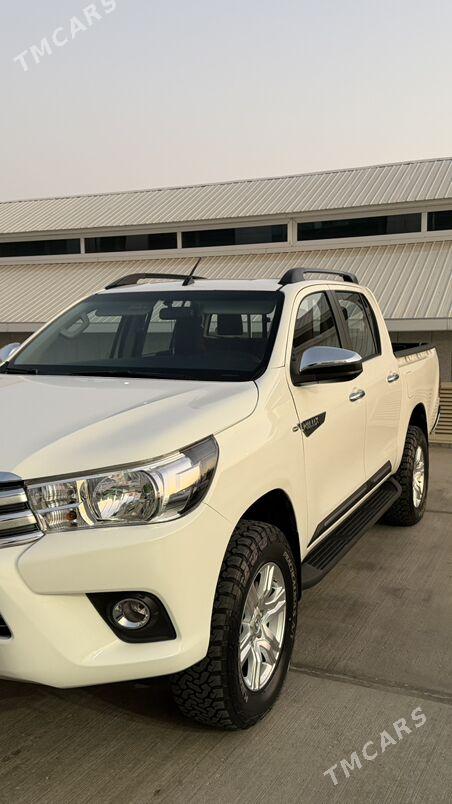 Toyota Hilux 2022 - 500 000 TMT - Ашхабад - img 5