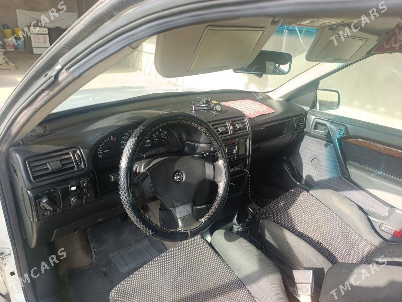 Opel Vectra 1990 - 44 000 TMT - Гёкдепе - img 5